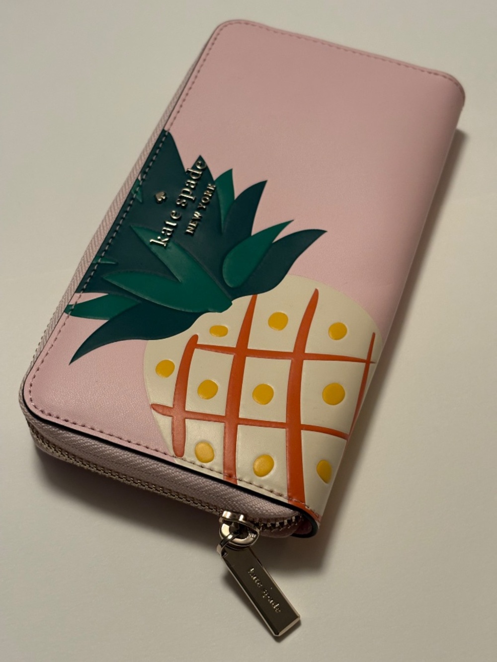 Kate Spade Wallet - Picture 2 of 10